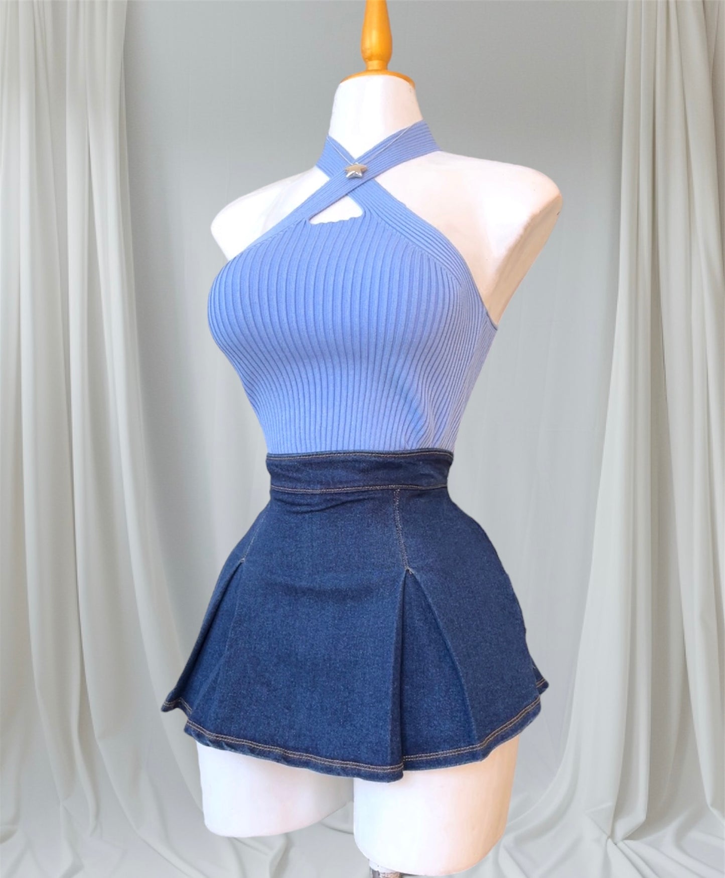 Falda Short De Mezclilla Con aberturas