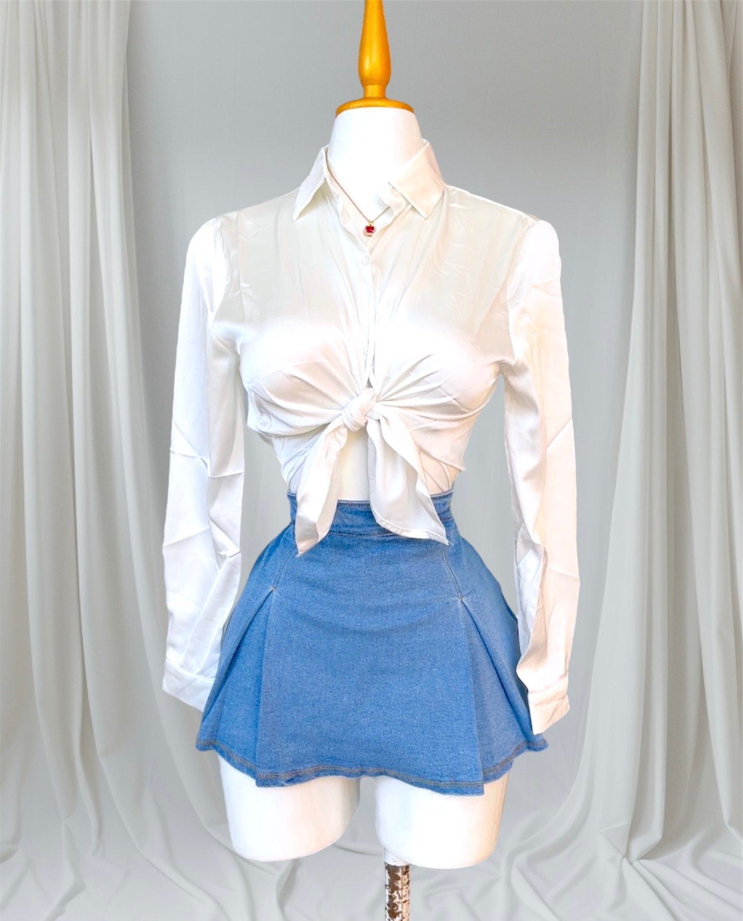 Falda Short De Mezclilla Con aberturas